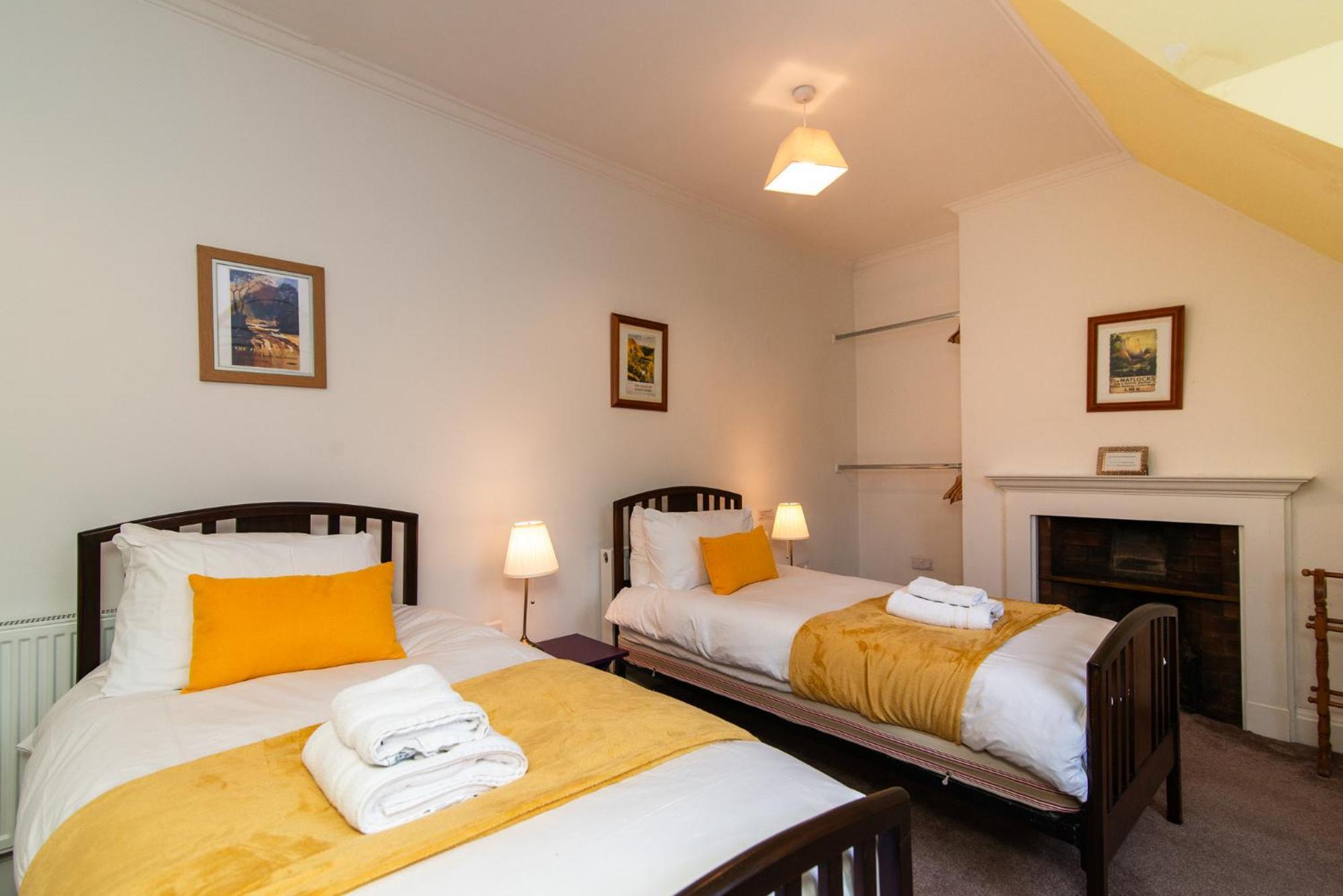 Spacious Retreat With River Views Near Peak District Матлок Экстерьер фото